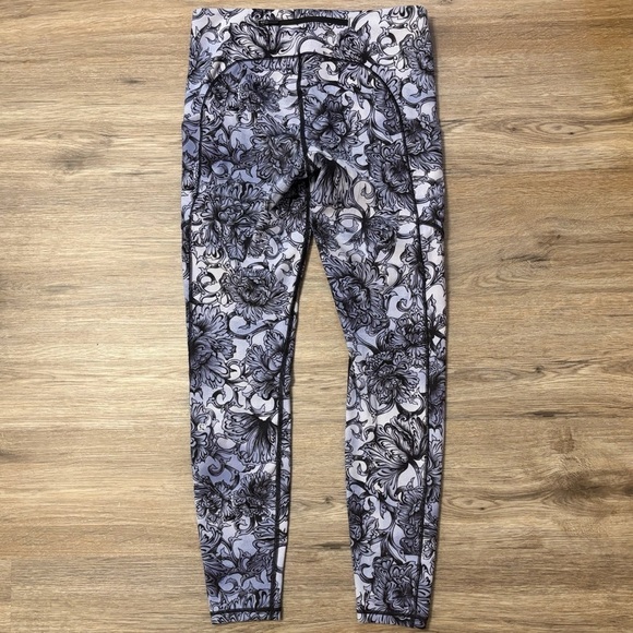Lululemon Speed Up Tight 28" Size 8 In Hanakotoba Starlight Multi - Picture 2 of 10